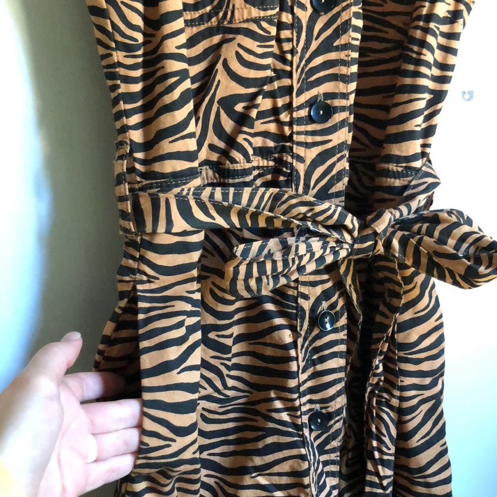 Maeve Tiger Button Down Dress - Picture 6 of 7